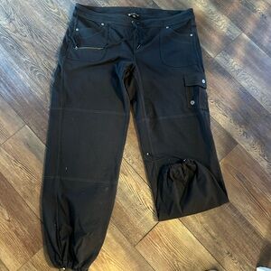 Athleta cargo black pants size XL